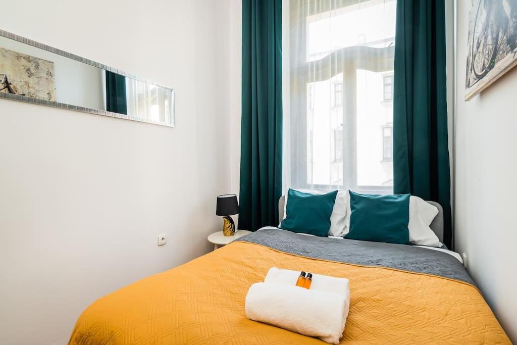 Royal City Apartment 40 M2 Красков Екстериор снимка