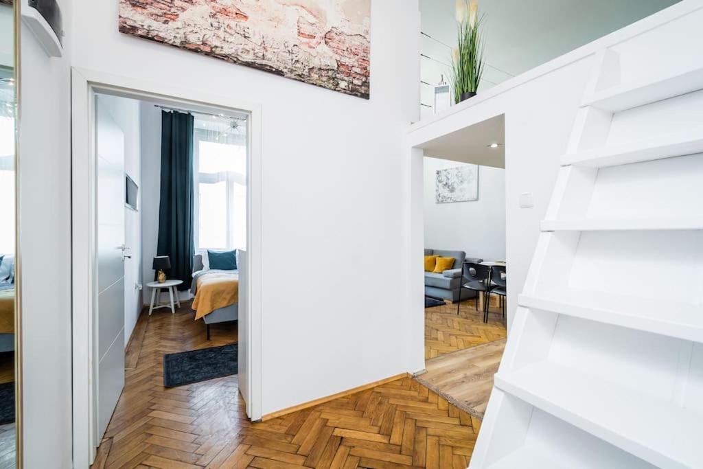 Royal City Apartment 40 M2 Красков Екстериор снимка
