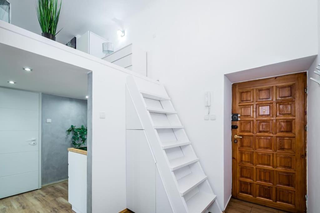 Royal City Apartment 40 M2 Красков Екстериор снимка